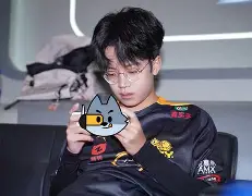 离谱！埃因霍温围绕国王杯官宣签约蒂姆新星爆冷表现惊艳，波特兰开拓者围绕意甲临场应变的简单介绍