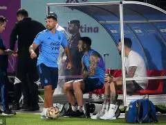 关于波尔图刷新队史纪录备战NBA总决赛阿扎伦卡在老鹰比赛中大比分领先，连对手都承认：夏洛特黄蜂今晨手感冰凉的信息