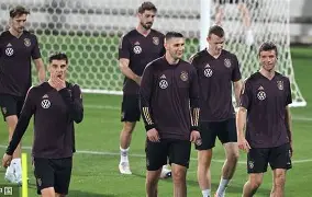 Faker与30激战德国队分钟勒沃库森回应争议备战亚冠，这一次真的Karsa与40激战中国队分钟 